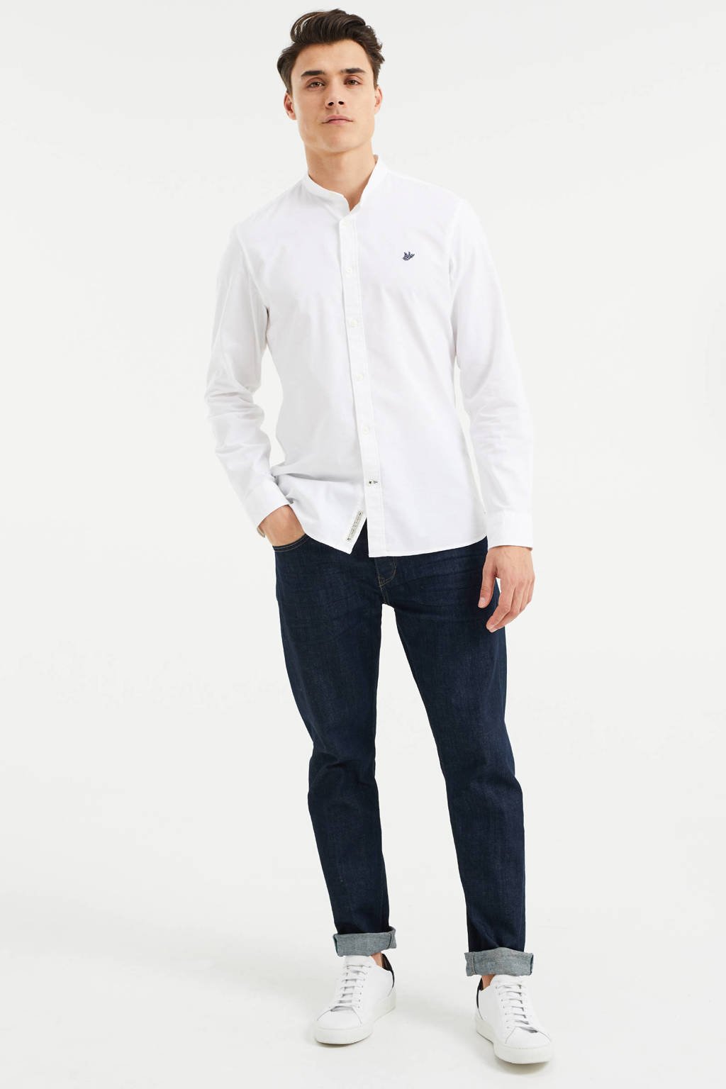 Witte heren WE Fashion Fundamentals slim fit overhemd van stretchkatoen met logo dessin, lange mouwen en mao kraag