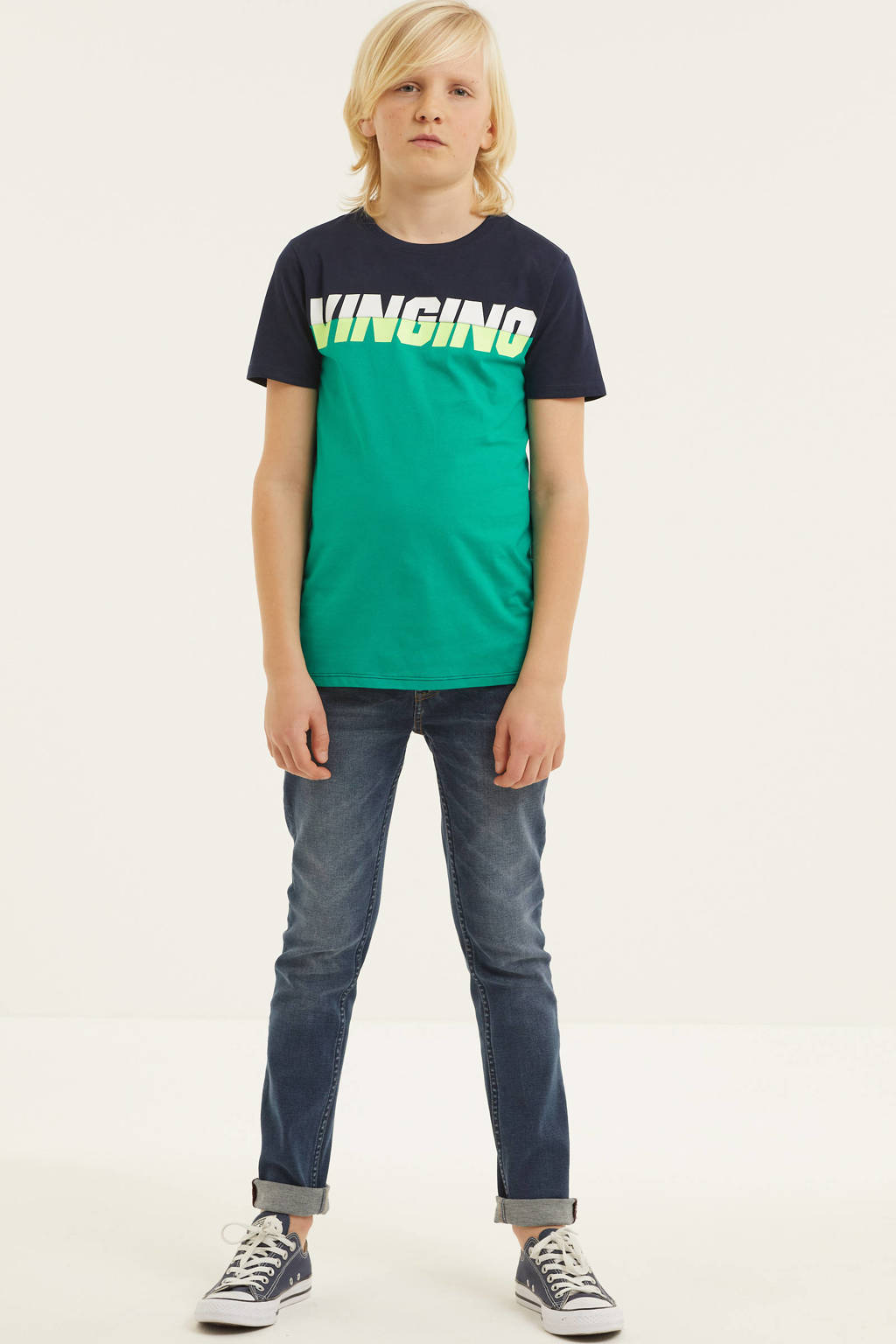 Donkerblauw en mintgroene jongens Vingino T-shirt Hewy van katoen met logo dessin, korte mouwen en ronde hals