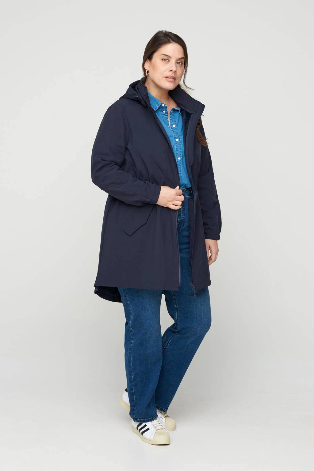 Donkerblauwe dames Zizzi waterafstotende softshell jas van polyester met lange mouwen, capuchon en rits en tunnelkoord