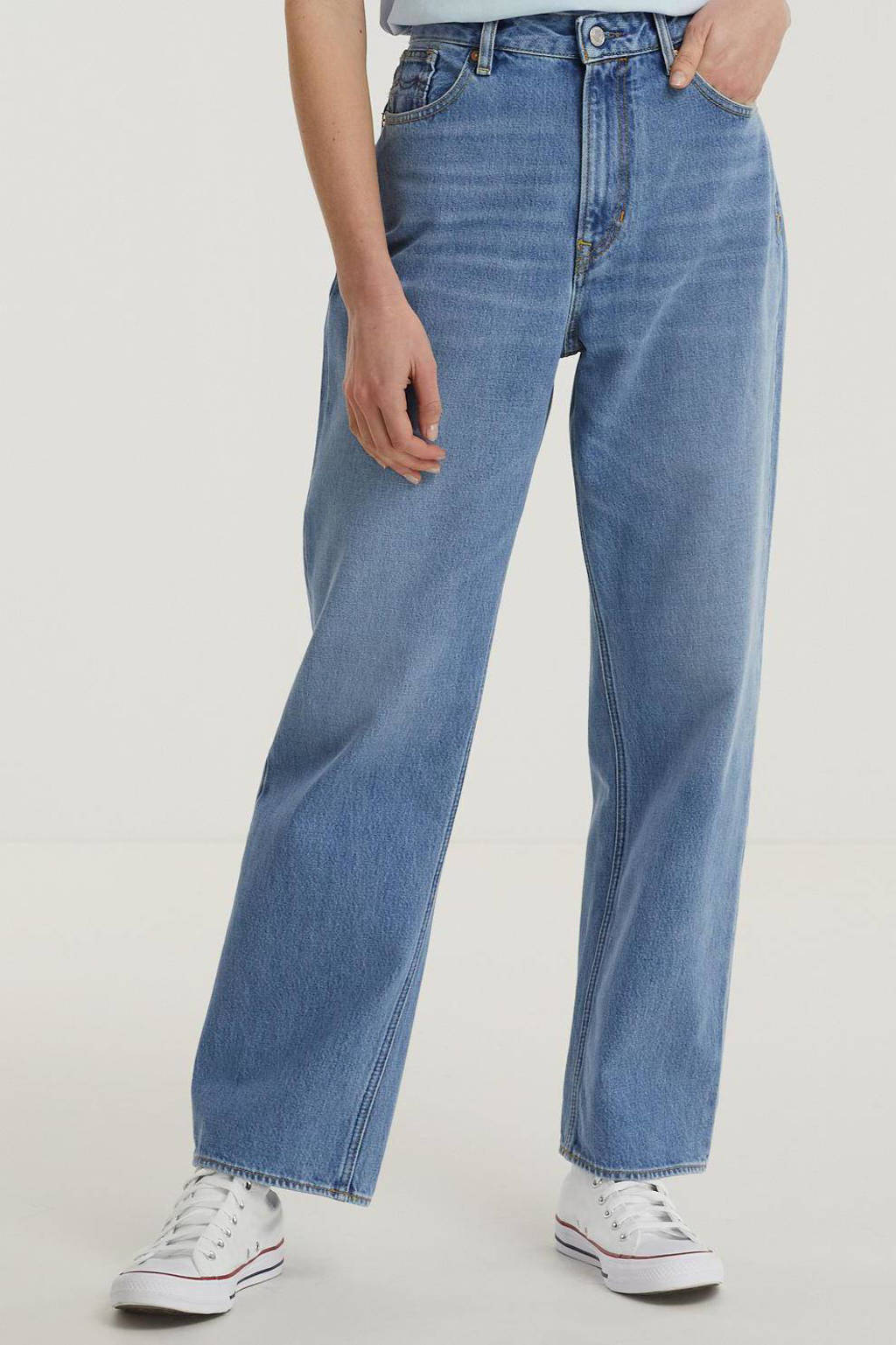 Lichtblauwe dames Kings of Indigo high waist straight fit jeans van biologisch katoen 5037 vintage van duurzaam denim met rits- en klittenbandsluiting