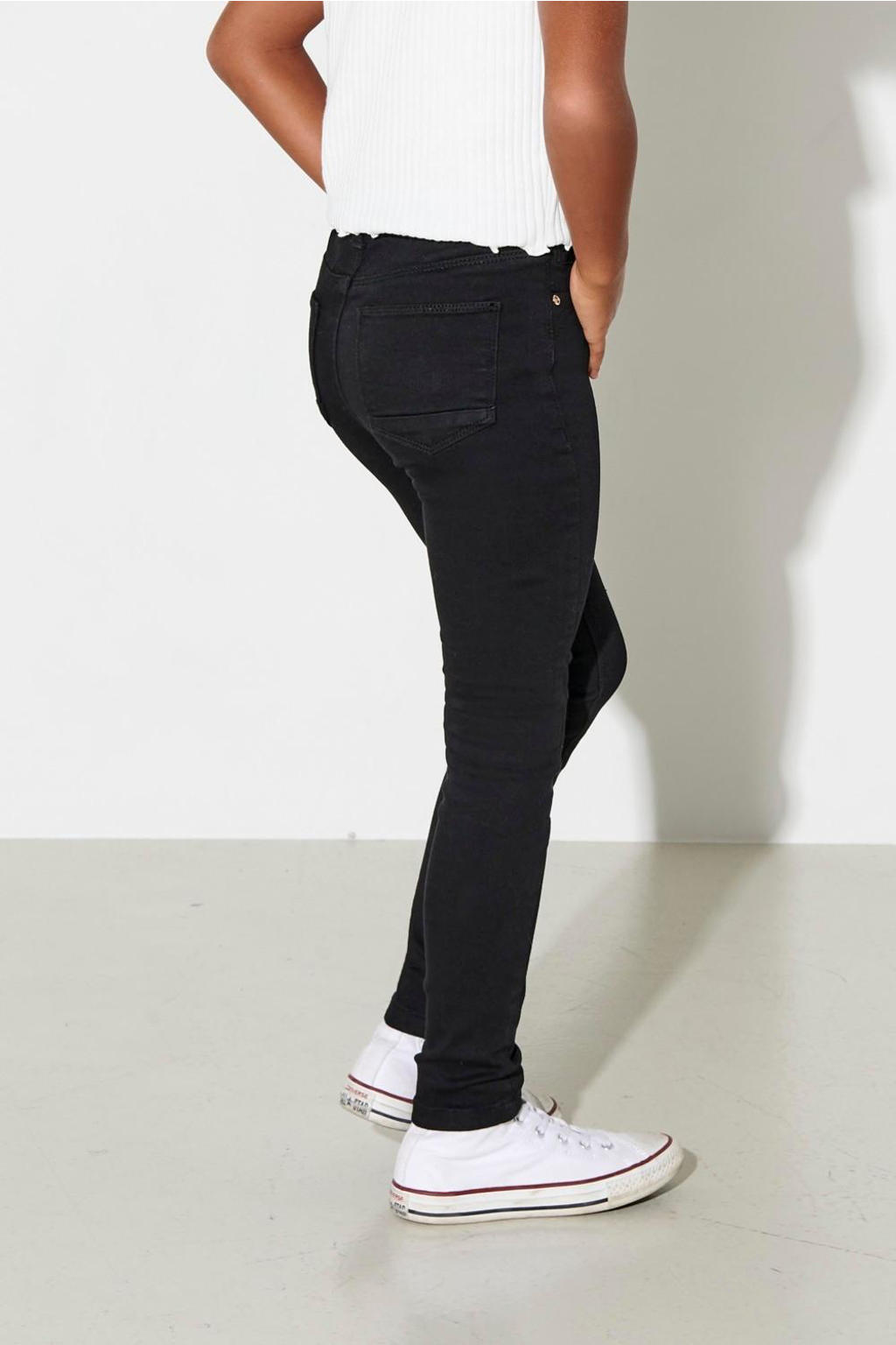 Zwarte meisjes KIDS ONLY skinny broek van viscose met regular waist en rits- en drukknoopsluiting