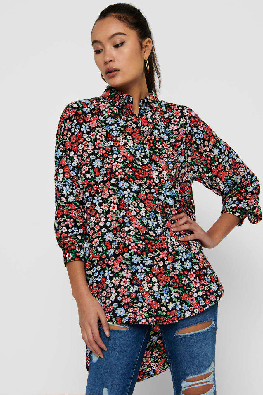 Only / Damen-Bluse / ONLVERA L/S FLOWER EMB SHIRT DNM NO