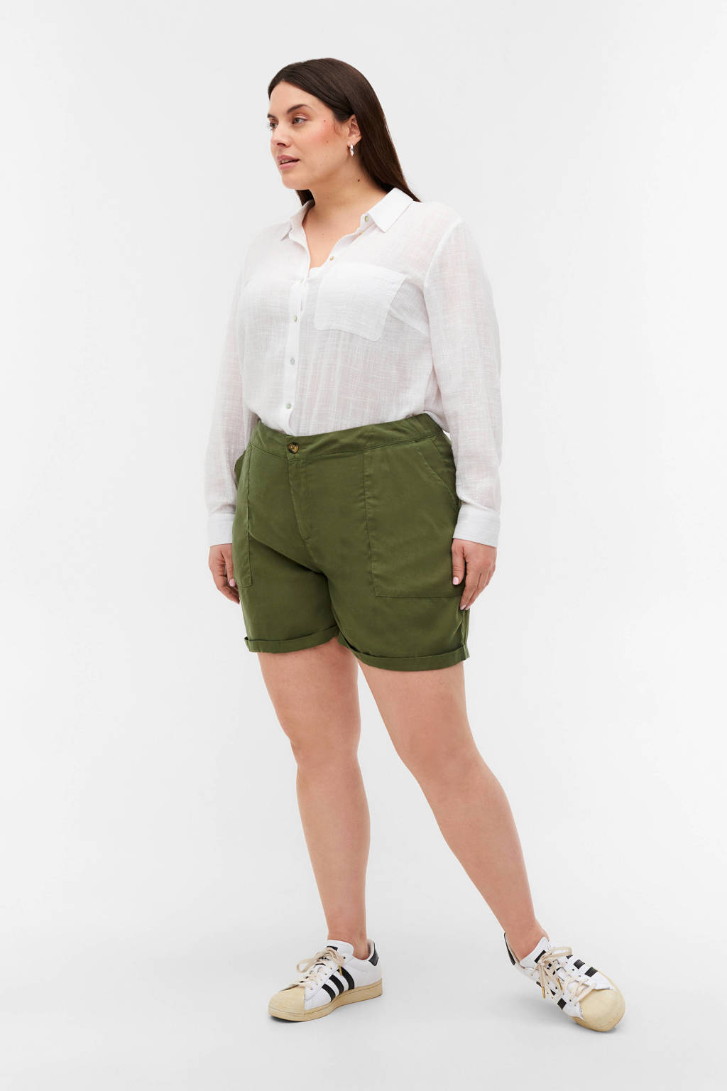 Groene dames Zizzi short van lyocell met regular waist en rits- en knoopsluiting