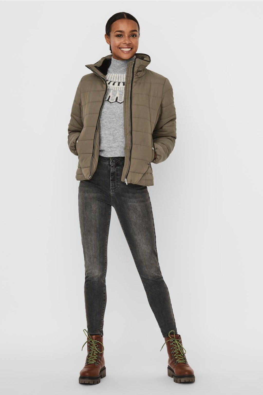 Groene dames VERO MODA gewatteerde jas van polyester met lange mouwen, opstaande kraag en ritssluiting