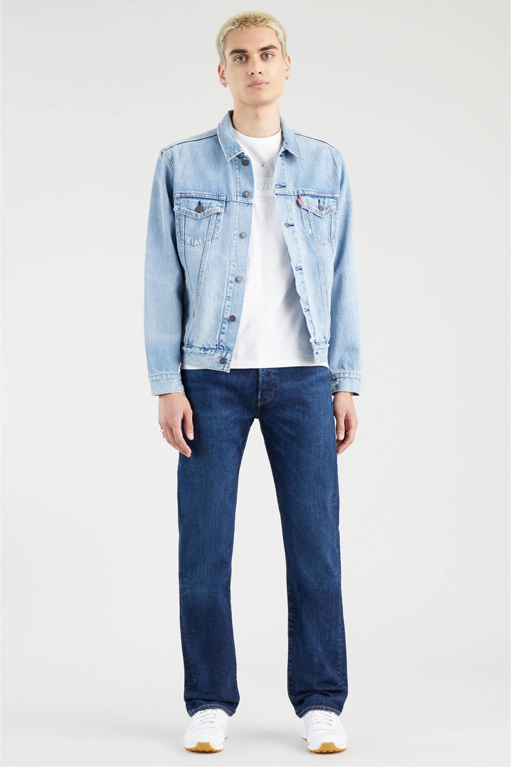 Levi's 501 straight leg jeans do the rump