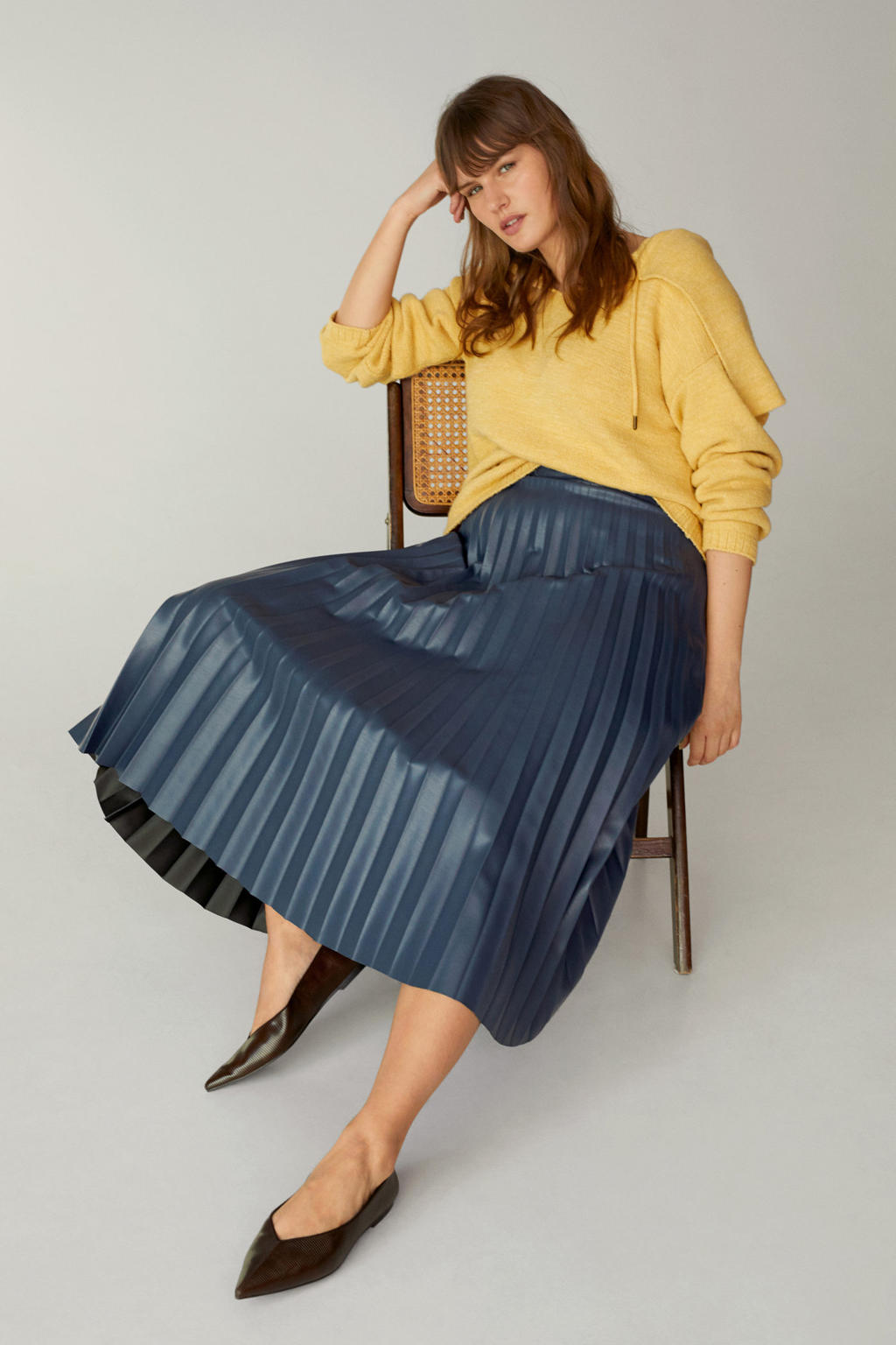 Mango Plus Size imitatieleren rok blauw