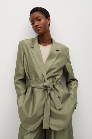 satijnen blazer met ceintuur kaki