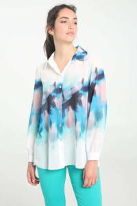 Ecru, donkerblauw en lichtblauwe dames Cassis tie-dye semi-transparante blouse van polyester met lange mouwen, klassieke kraag, knoopsluiting en plissé details