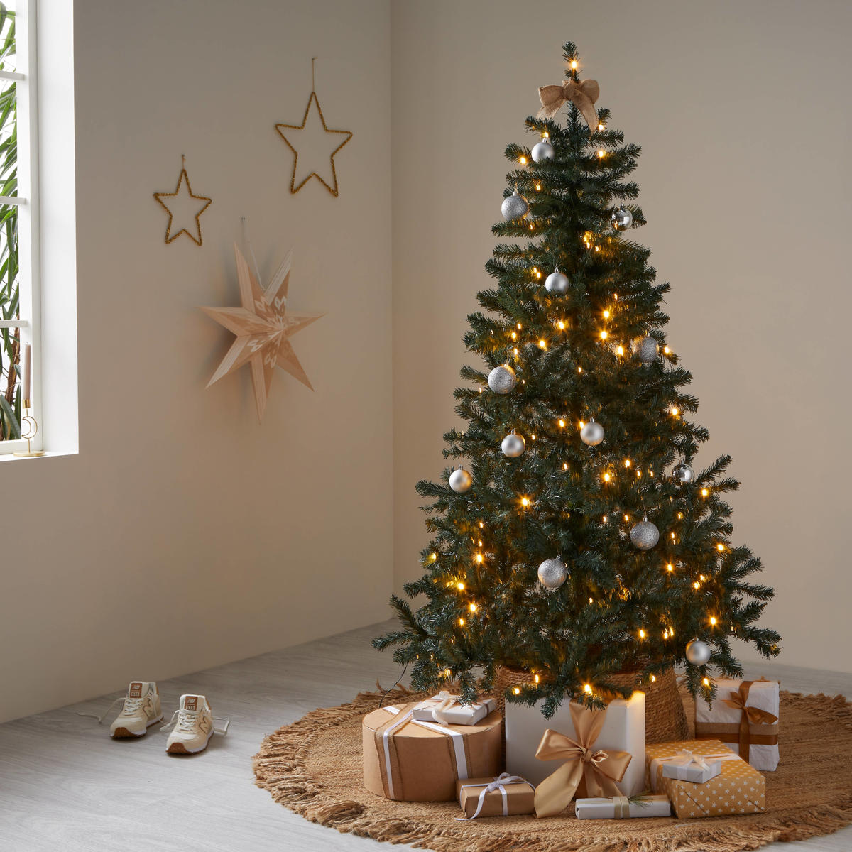 bezig scheerapparaat pauze Nova Belle verlichte kerstboom Noble Fir (h155 x Ø91 cm) | wehkamp