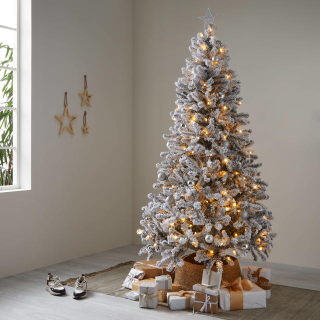 Verniel Kunstmatig Gemiddeld Nova Belle verlichte kerstboom Norway Pine (h185 x Ø109 cm) | wehkamp