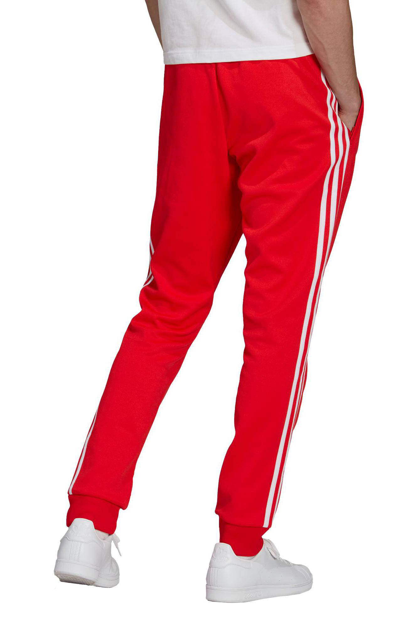 adidas Originals Super Star Adicolor trainingsbroek rood/wit | wehkamp