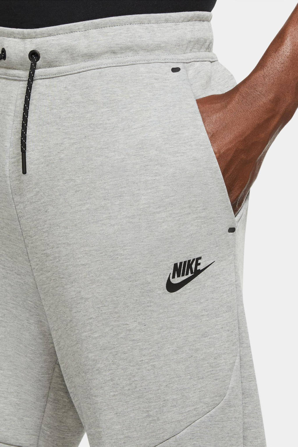 Nike Tech joggingbroek grijs melange/zwart | wehkamp