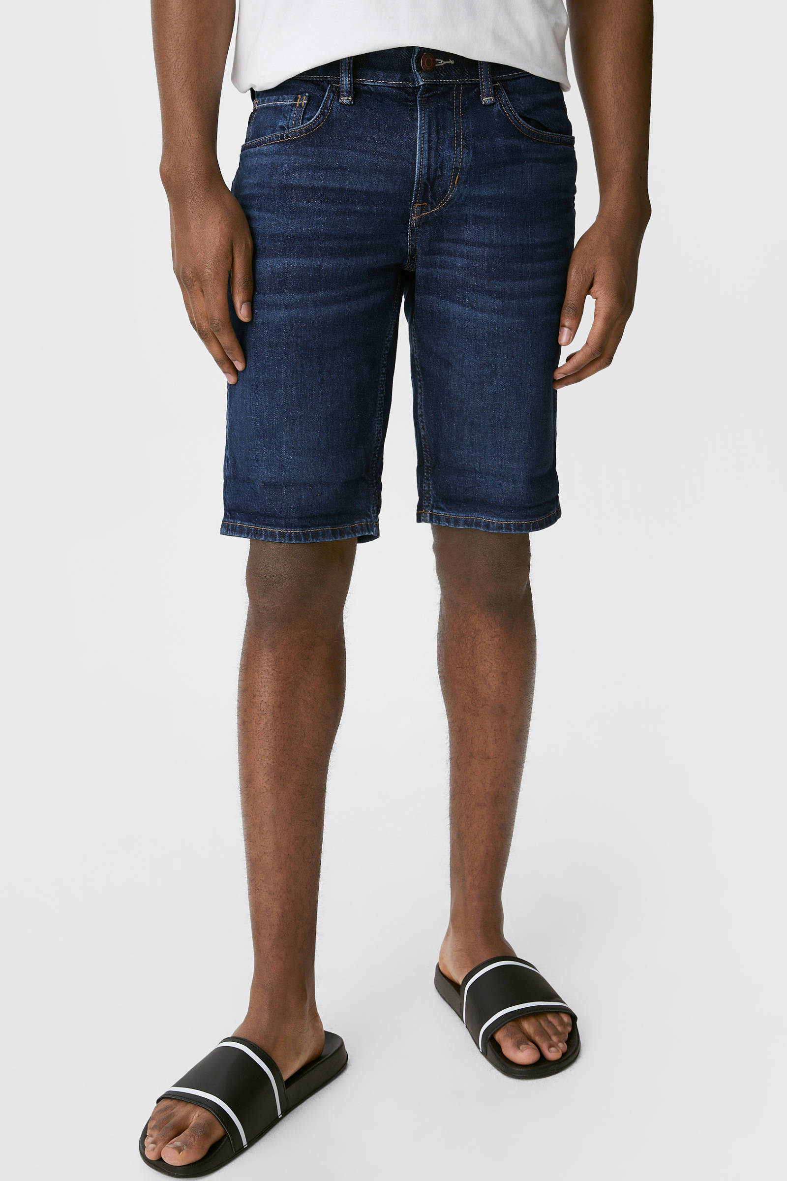 C&A Heren Kleding Broeken & Jeans Korte broeken Shorts Sweatshort Maat: 134 