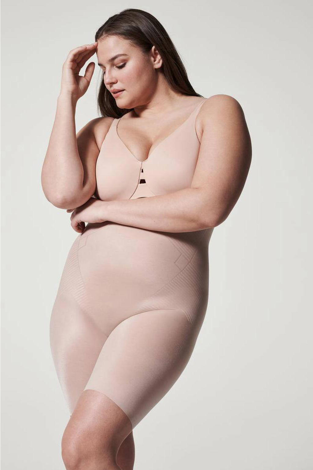SPANX seamless medium corrigerende High-Waisted Mid-Thigh short beige