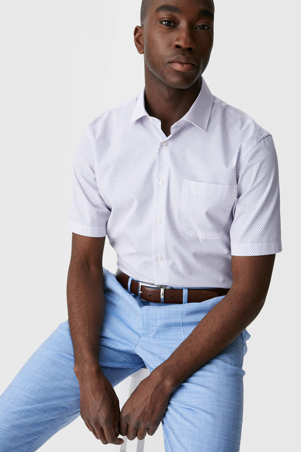 Witte heren C&A regular fit overhemd van polyester met all over print, korte mouwen, klassieke kraag en knoopsluiting