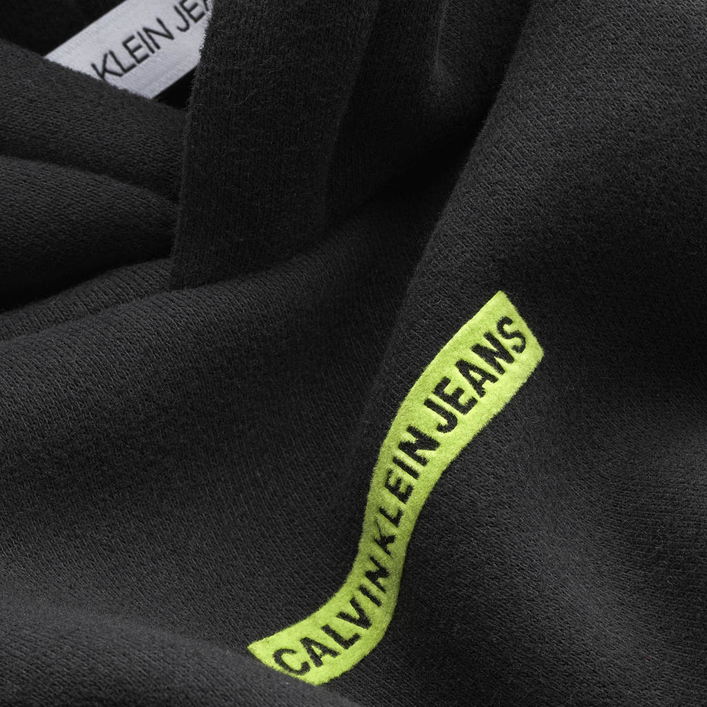 Zwarte jongens CALVIN KLEIN JEANS hoodie van duurzame sweatstof met logo dessin, lange mouwen, capuchon en geribde boorden