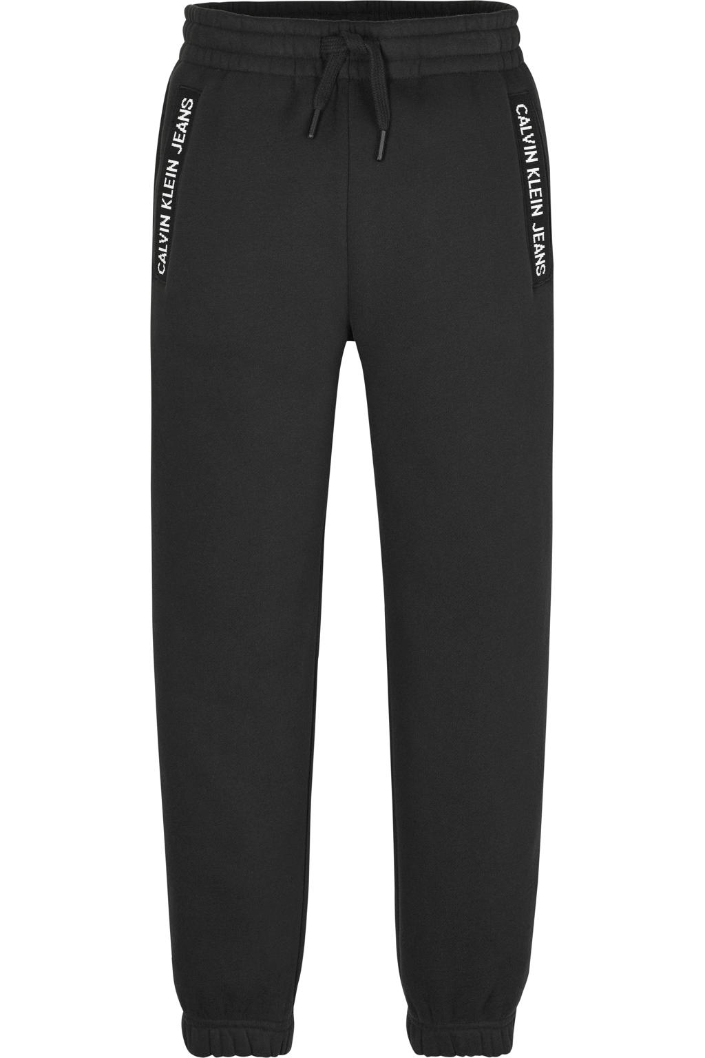 Zwarte jongens CALVIN KLEIN JEANS joggingbroek van duurzame sweatstof met regular waist, elastische tailleband met koord en logo dessin