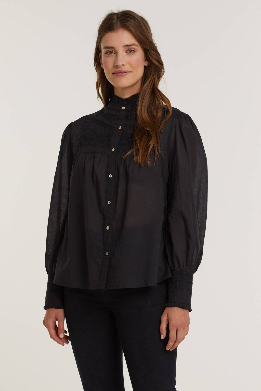Zwarte dames Aaiko blouse van katoen met lange mouwen, mao kraag, knoopsluiting en broderie