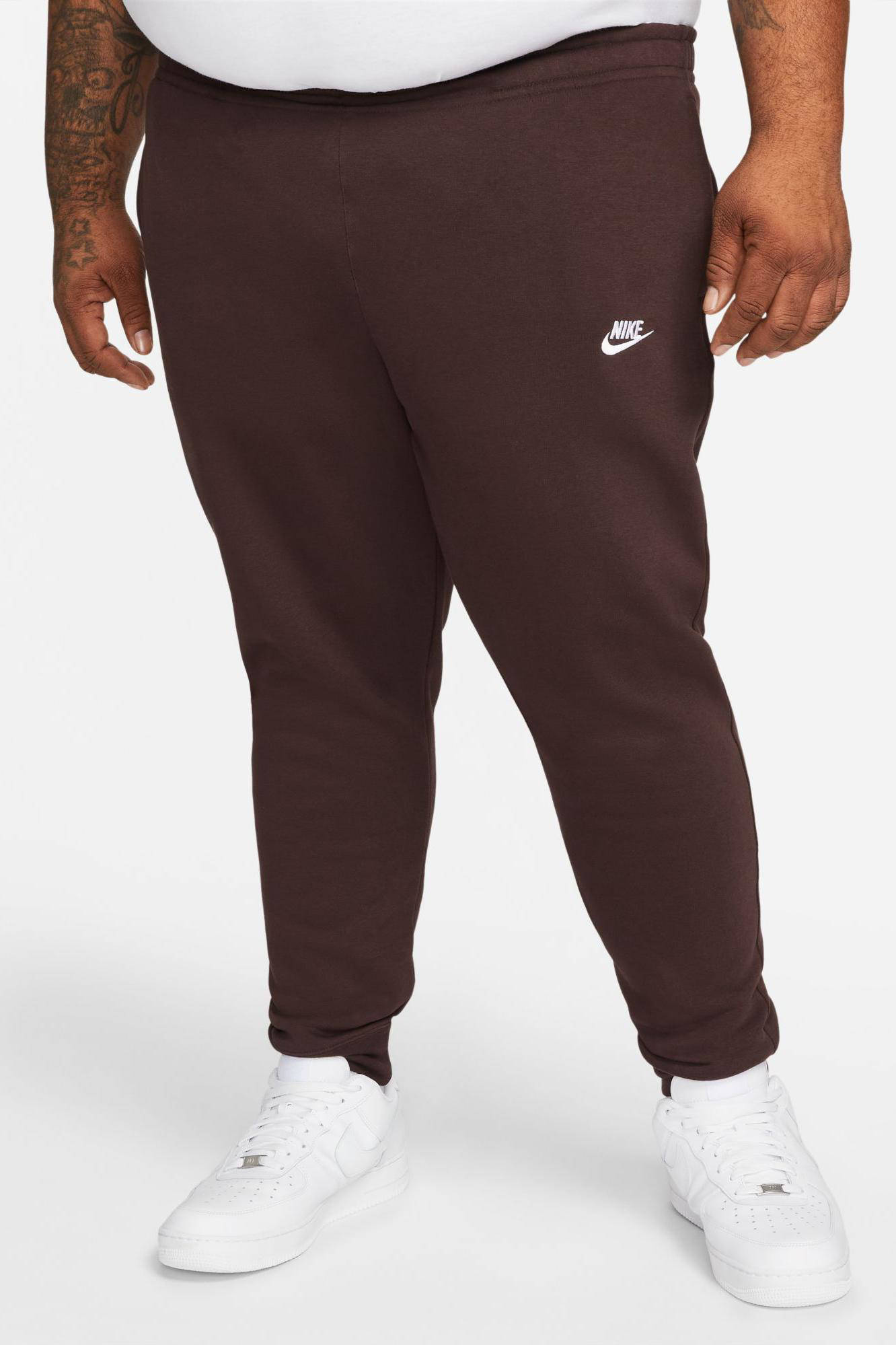 Nike tapered fit joggingbroek bruin | wehkamp