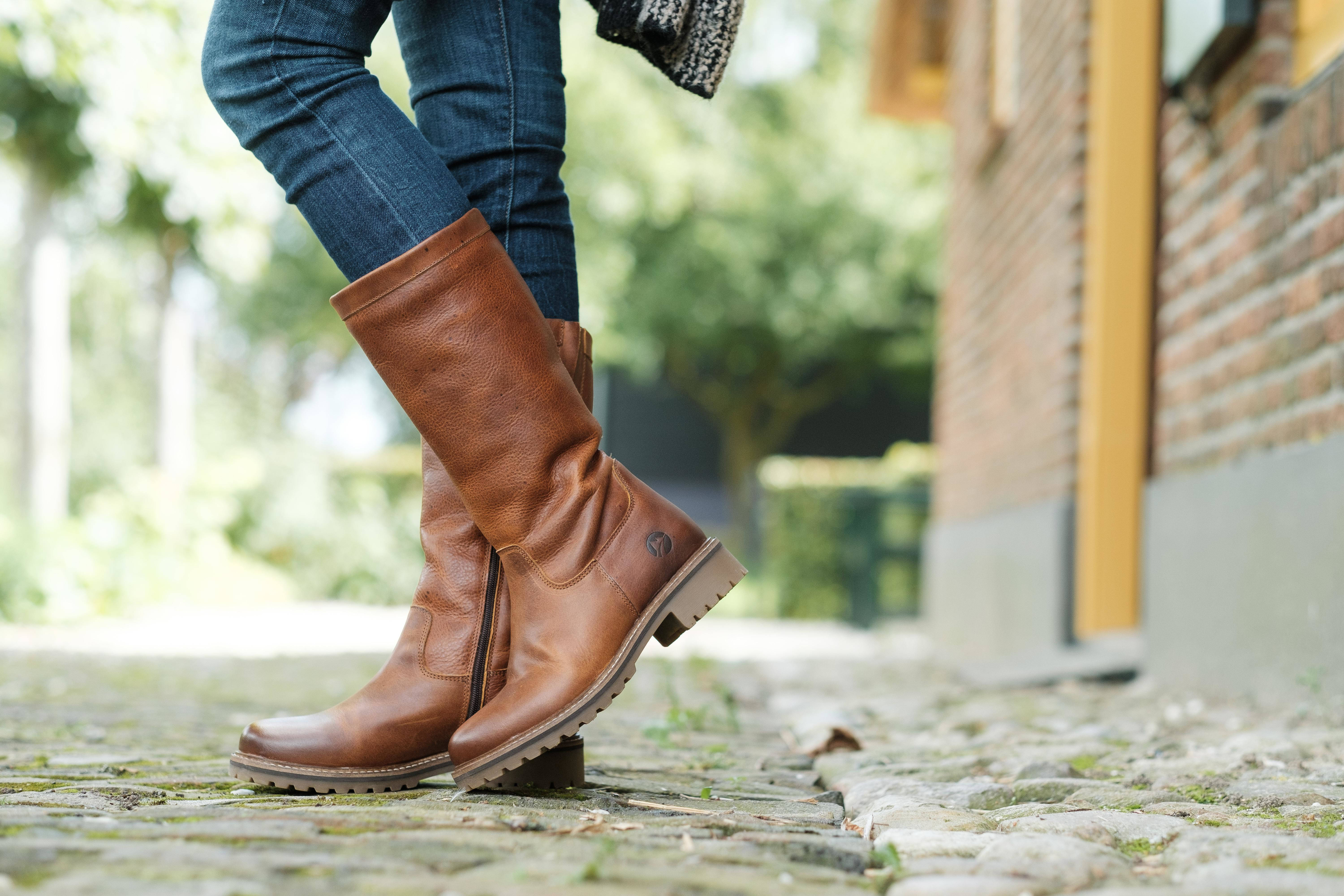Travelin Varde Lady leren laarzen cognac | wehkamp