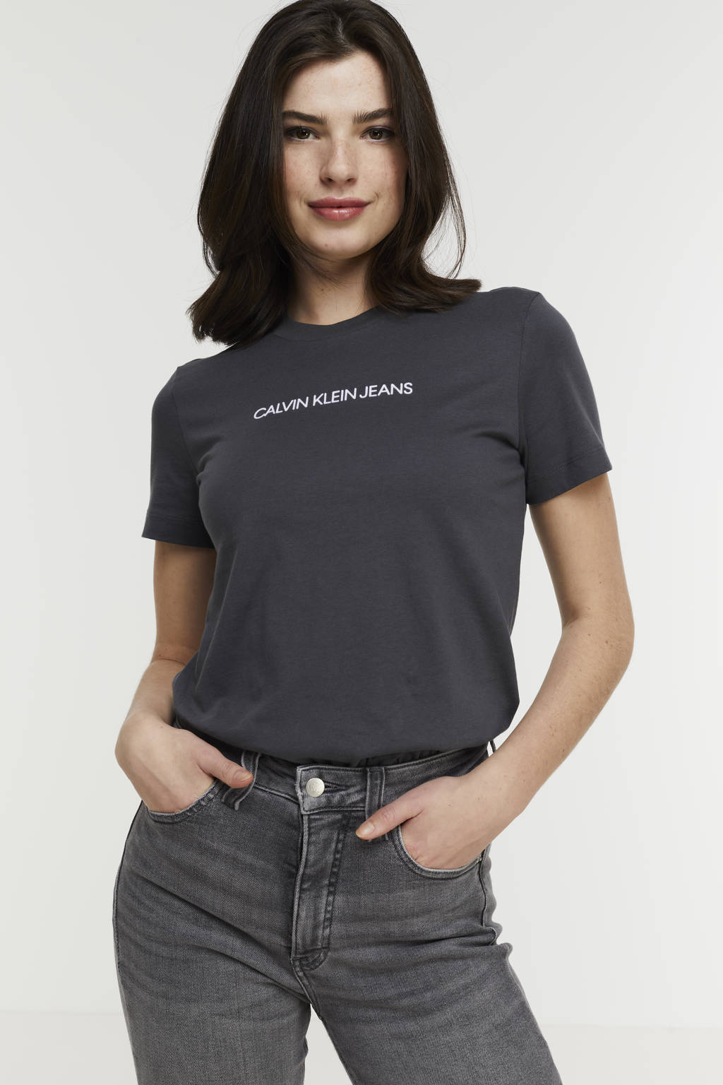 Grijze dames CALVIN KLEIN JEANS T-shirt van biologisch katoen met korte mouwen en ronde hals