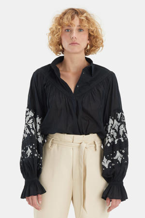 blouse New Sun met borduursels zwart/wit