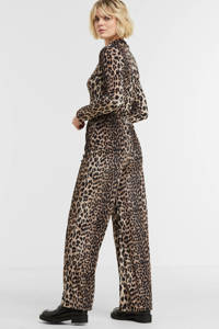 Bruine dames Catwalk Junkie fluwelen top Wild Leopard met panterprint, lange mouwen en opstaande kraag