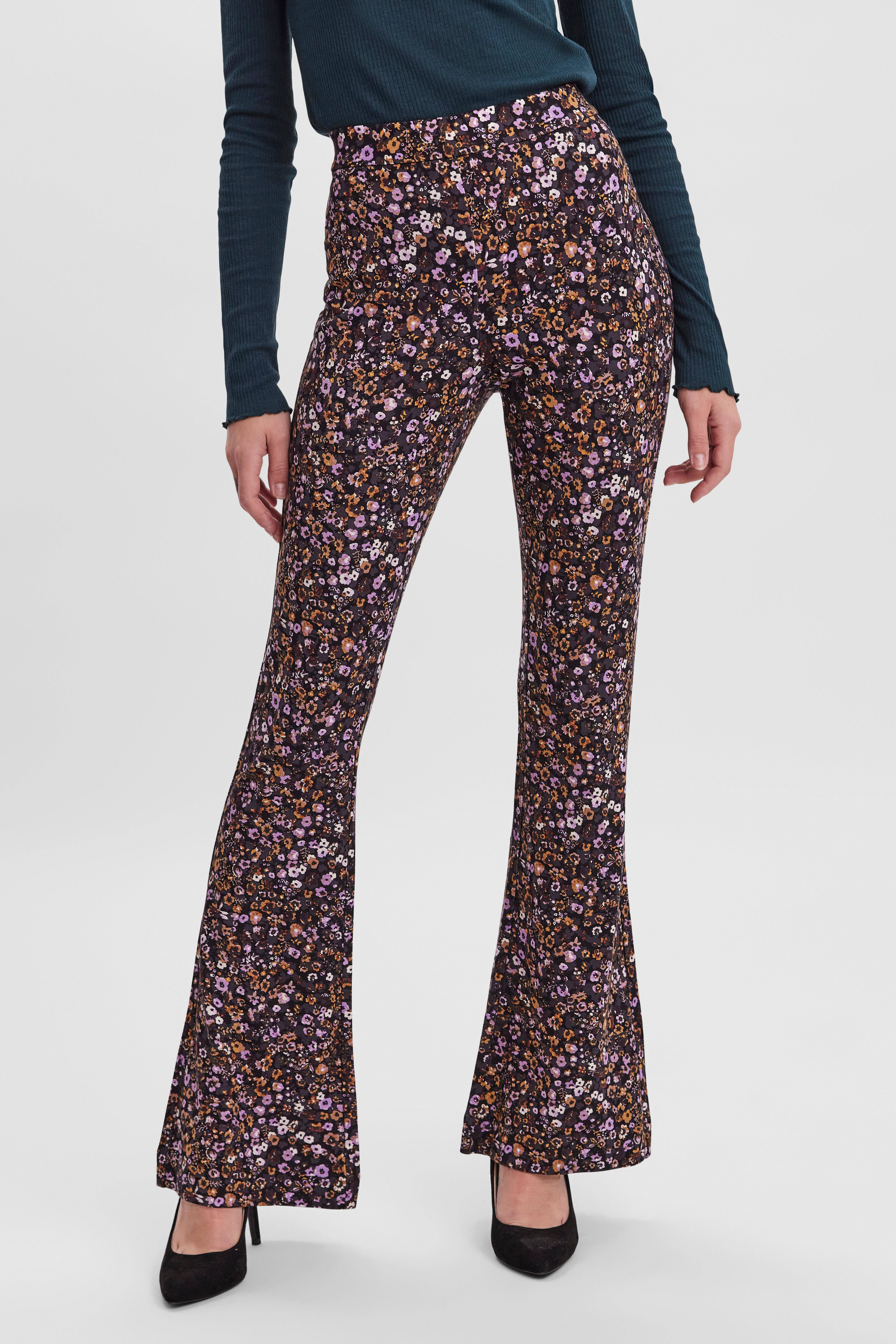 VERO MODA gebloemde high waist flared broek zwart/paars/bruin | wehkamp