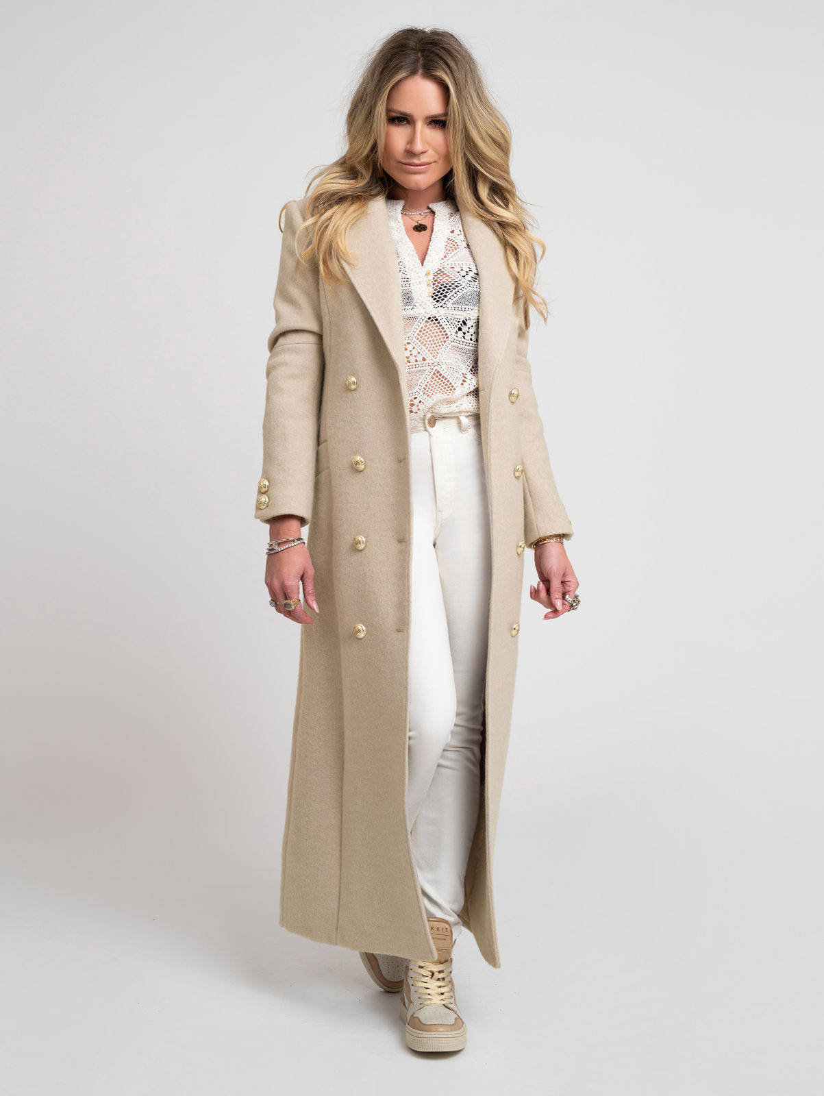 NIKKIE Livia hoge leren sneakers cream | wehkamp