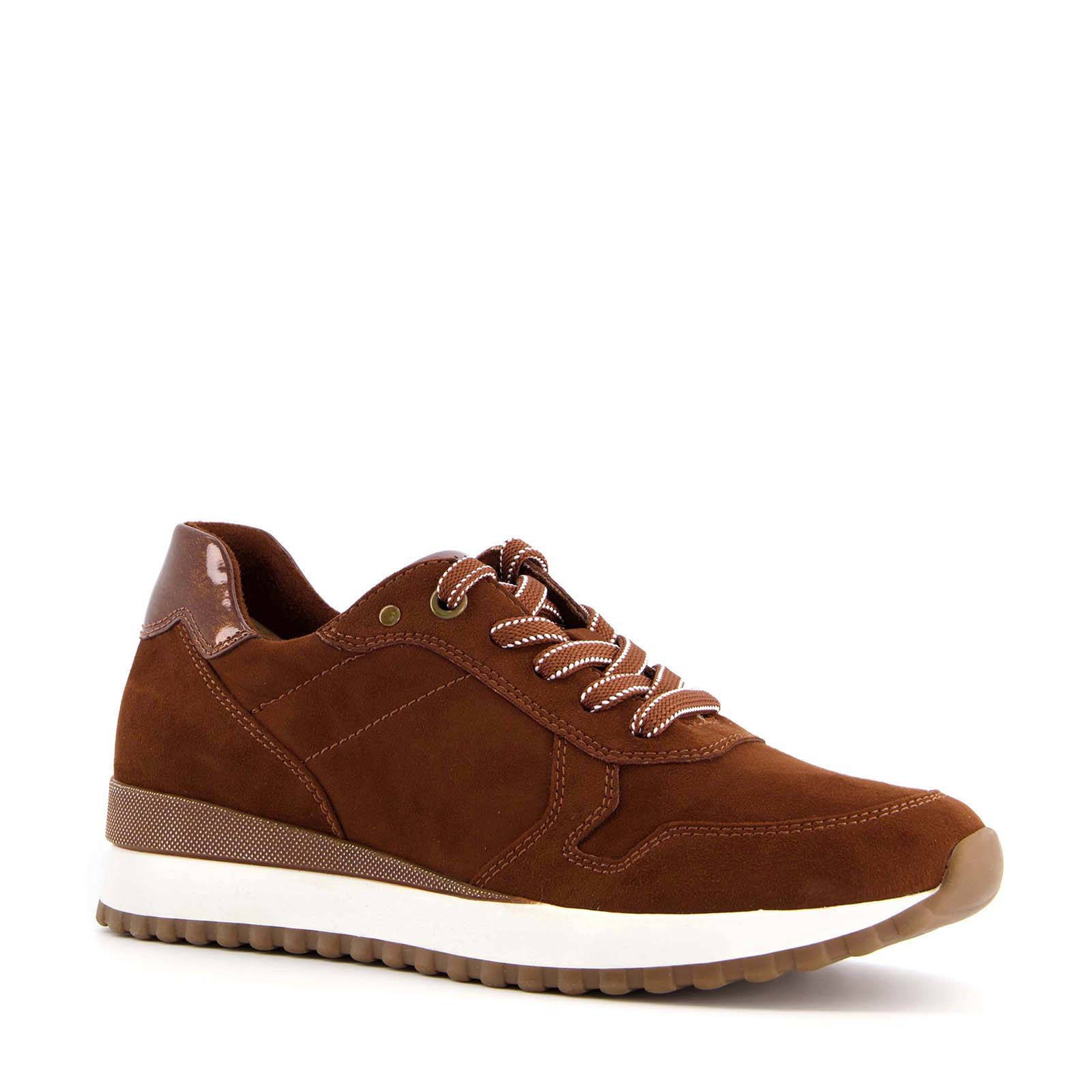 Cognac kleurige sneakers hot sale