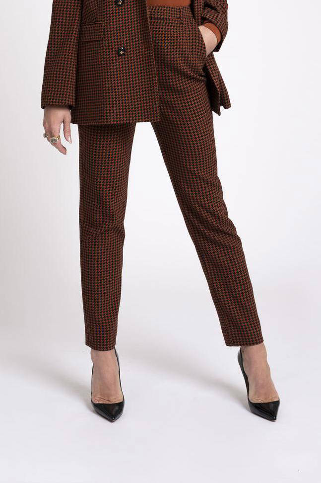 NIKKIE slim fit pantalon Norah met pied-de-poule cognac | wehkamp