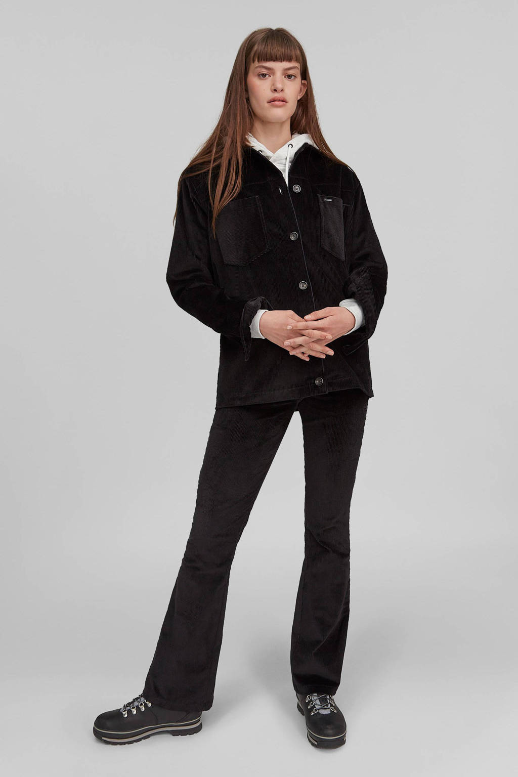 Zwarte dames O'Neill corduroy blouse met lange mouwen, klassieke kraag en knoopsluiting