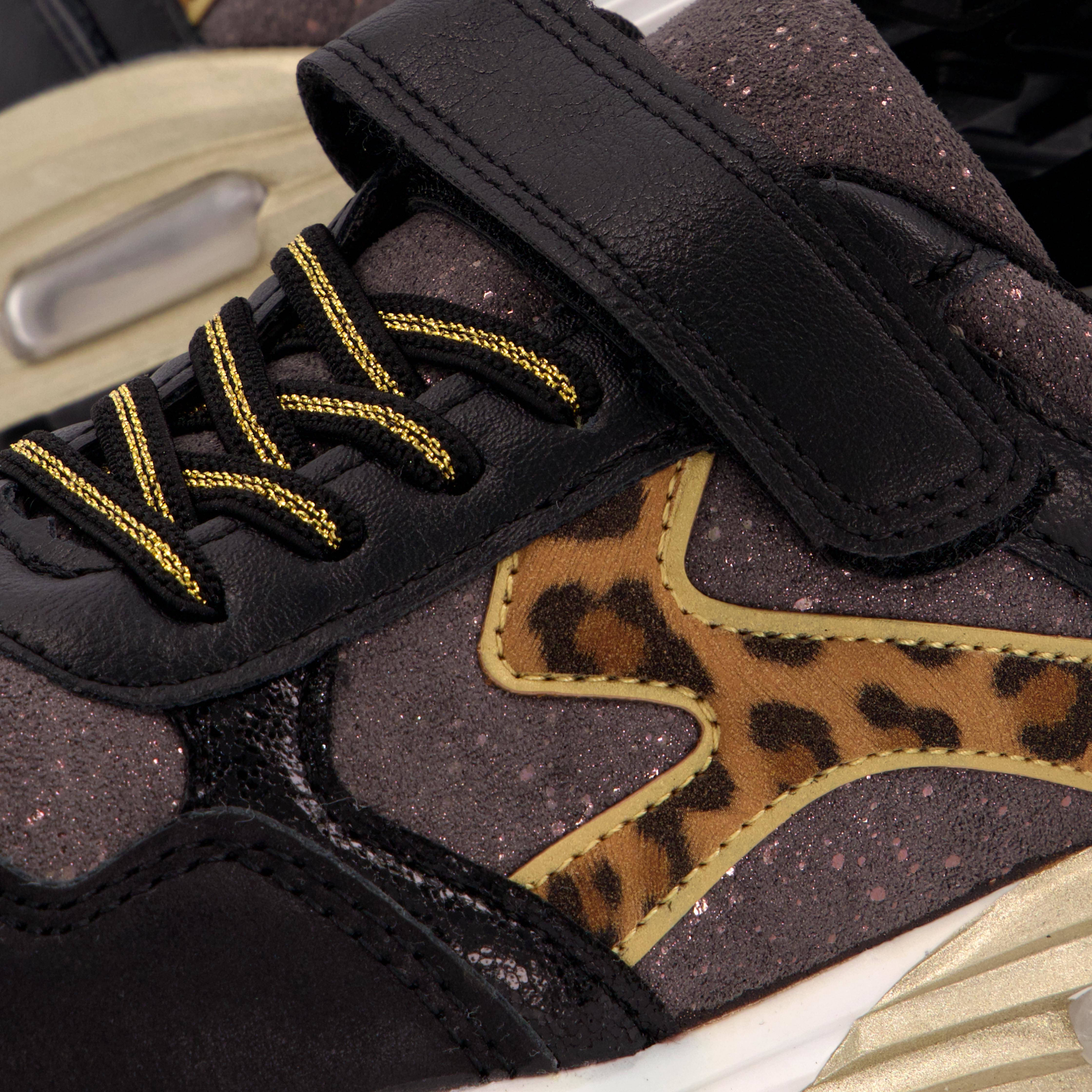 Scapino Hush Puppies slip on sneakers zwart - Schoenen.nl