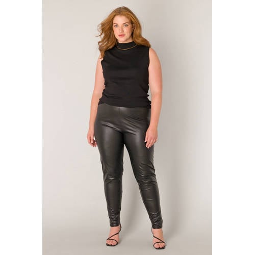 Base Level Curvy imitatieleren high waist slim fit legging Alene zwart afbeelding