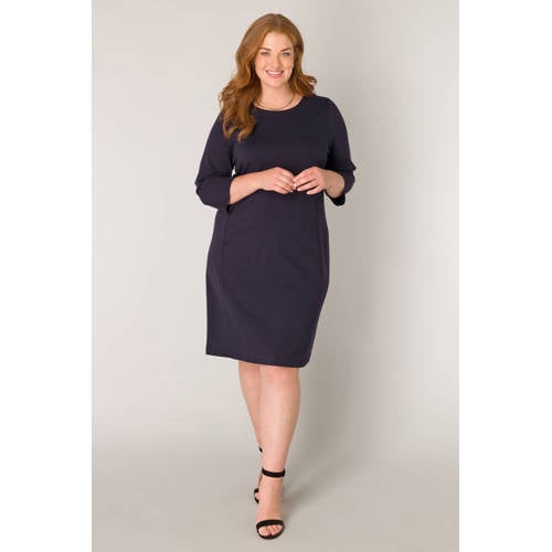 Base Level Curvy jurk Addy donkerblauw afbeelding
