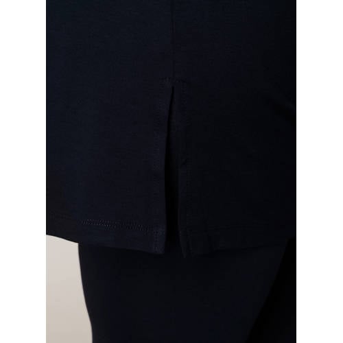 Base Level Curvy top Abbigail donkerblauw afbeelding