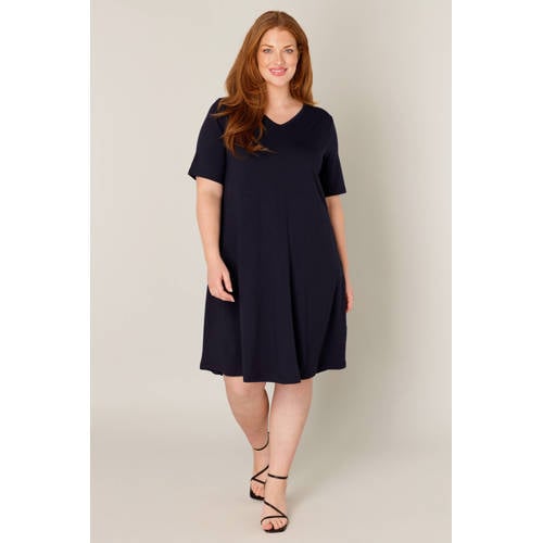 Base Level Curvy A-lijn jurk Abernathy donkerblauw afbeelding