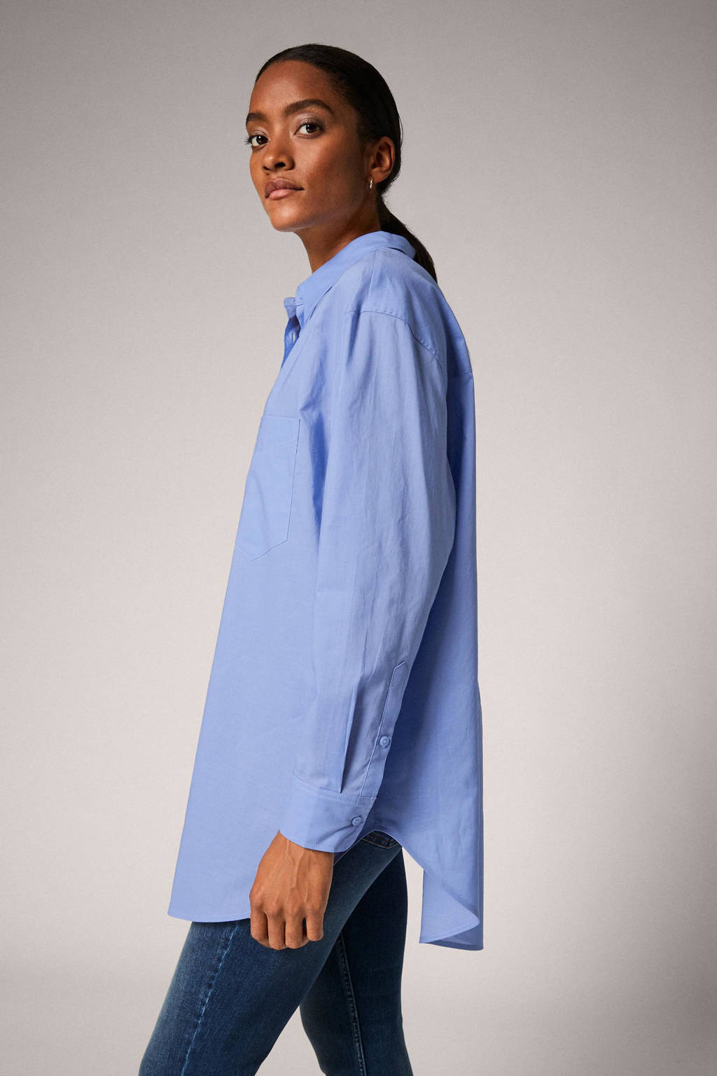 Blauwe dames comma geweven blouse van katoen met lange mouwen, klassieke kraag en knoopsluiting