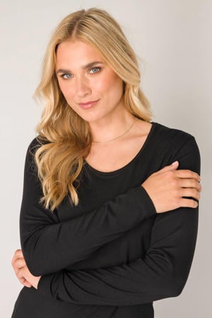 basic longsleeve Yaso zwart