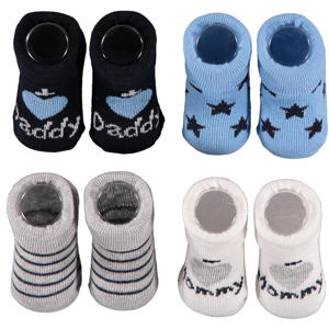 new born sokken - set van 4 in een geschenkset multi
