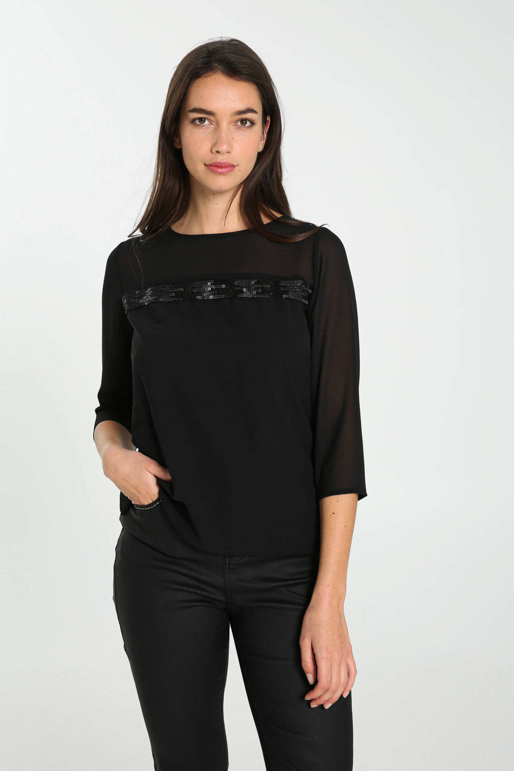 Zwarte dames Cassis semi-transparante top van polyester met driekwart mouwen, ronde hals, knoopsluiting en pailletten