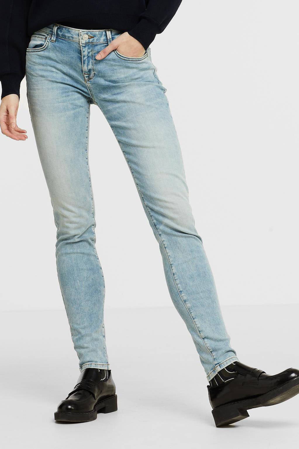 Baggy \u0026 Boyfriend jeans in maat 28/34 voor dames | KLEDING.nl