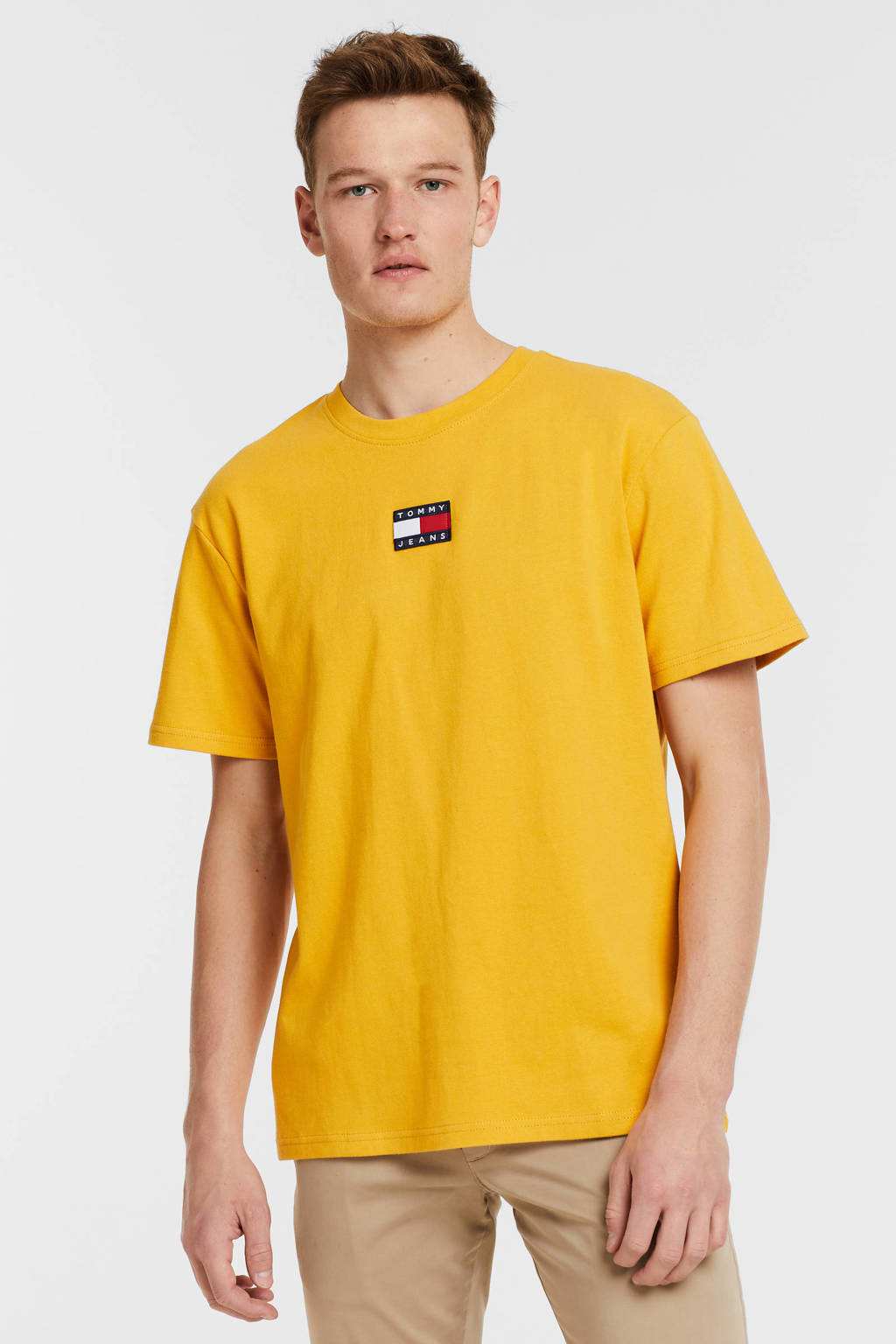 Tommy Jeans T-shirt van biologisch katoen prairie yellow