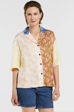 blouse met all over print blauw/geel/bruin/roze