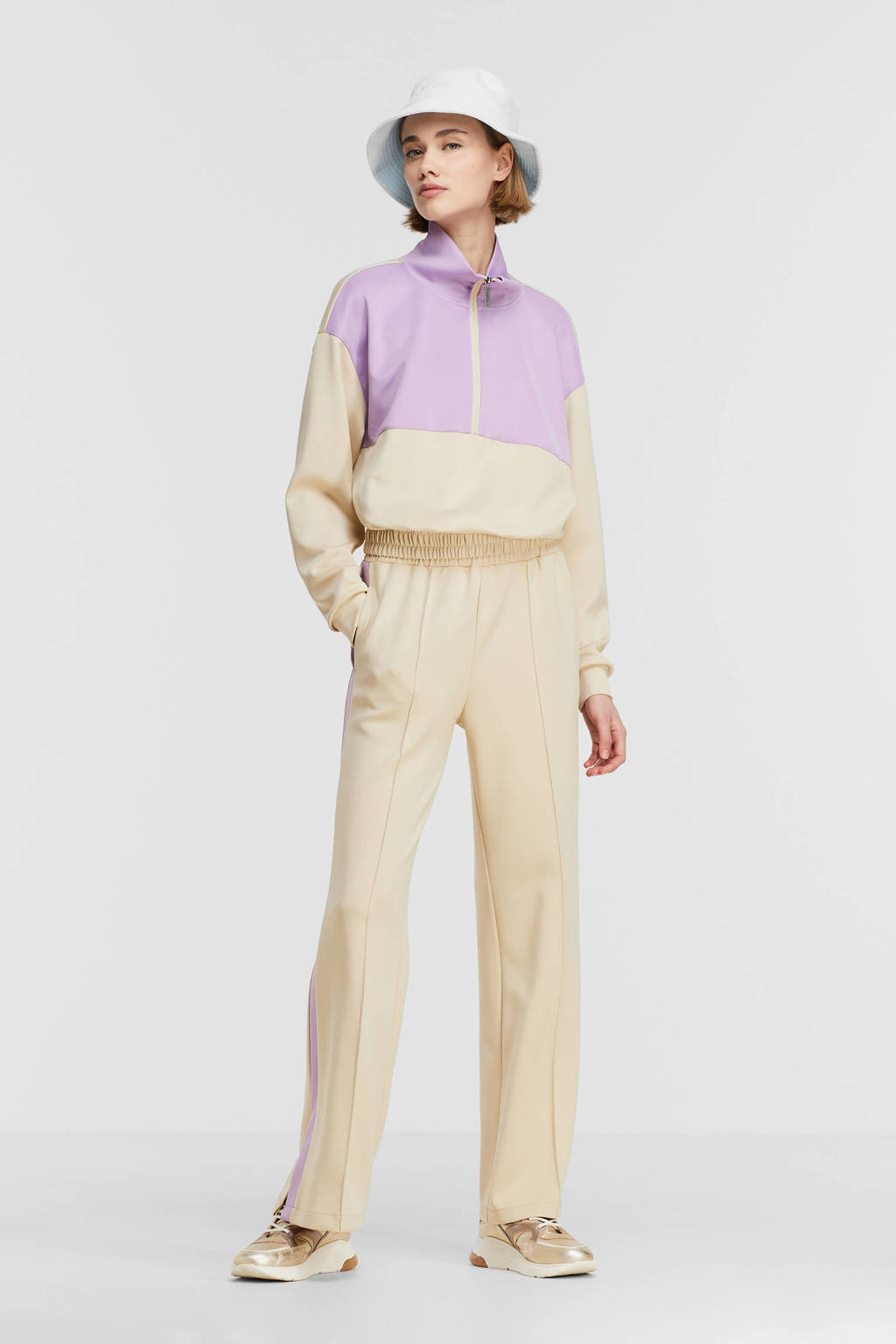 Zand en paarse dames Raizzed sweater Ilona van polyester met meerkleurige print, lange mouwen, opstaande kraag en ritssluiting