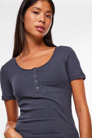 ribgebreide top donkerblauw