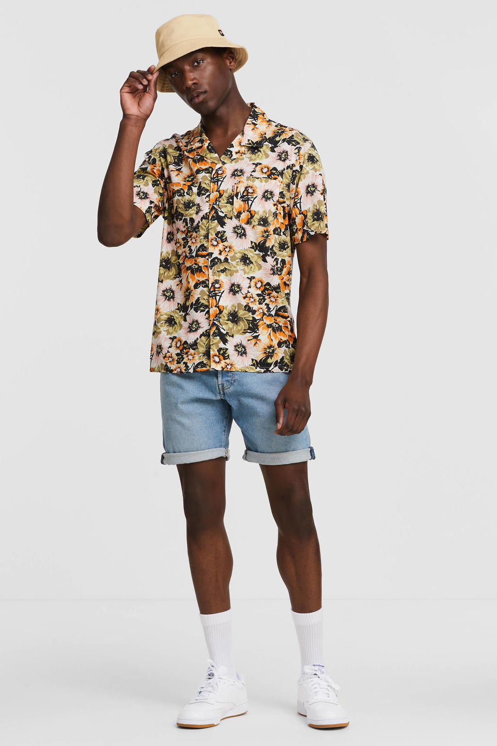 Levi's 501 Hemmed regular fit jeans short mountain life