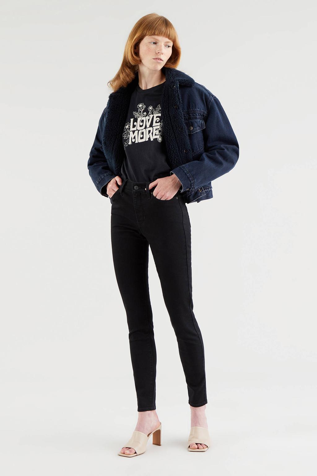 Zwarte dames Levi's shaping super skinny jeans van stretchdenim met regular waist, rits- en knoopsluiting en effen