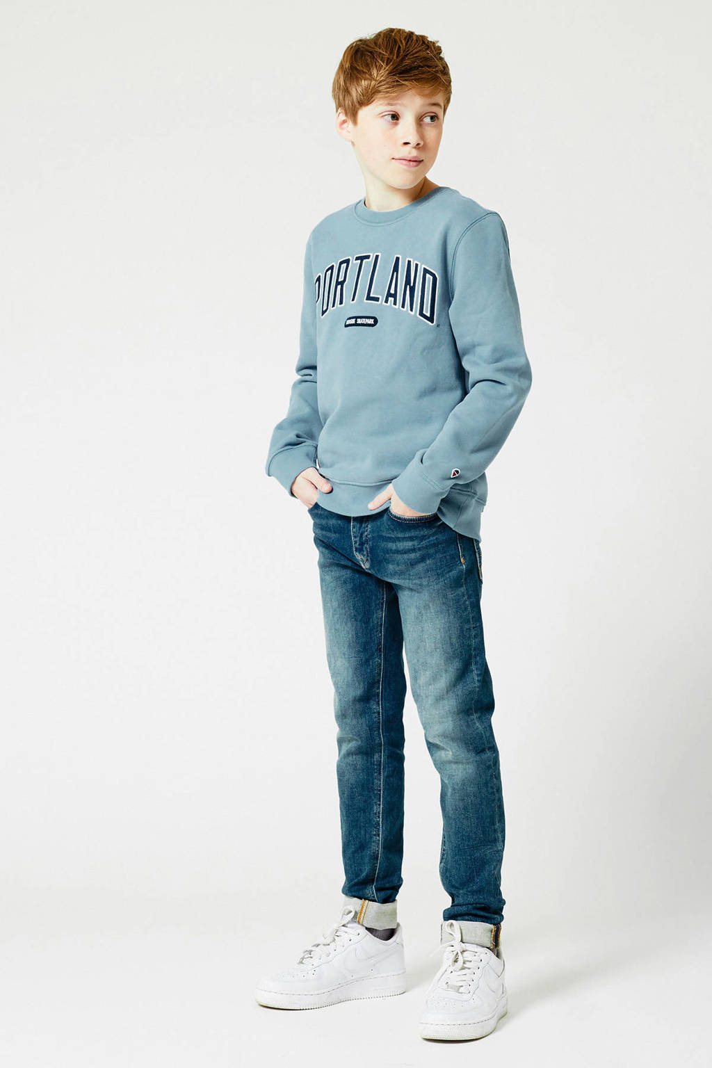 Lichtblauwe jongens America Today Junior sweater Stan Crew met tekst print, lange mouwen en ronde hals