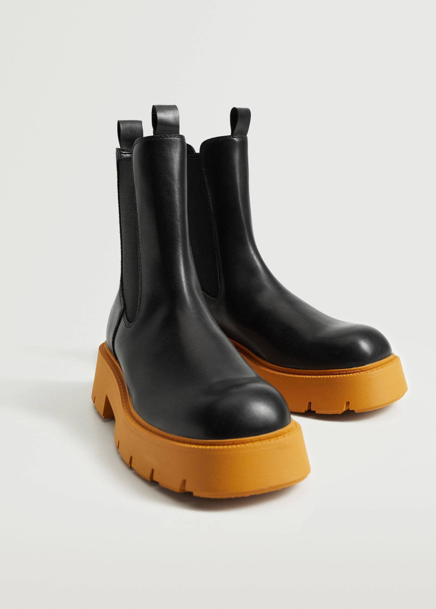 chunky boots mango